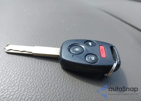 2009 Honda Accord Lxp z USA, uszkodzony, nr VIN 1HGCP26429A030821